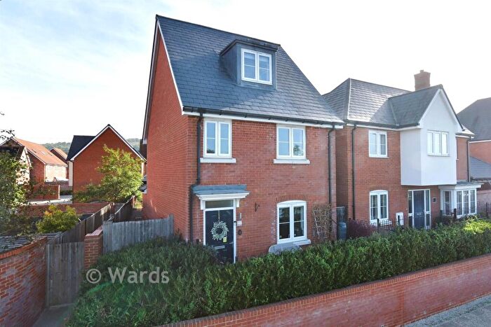 3 Bedroom Detached House For Sale In Greystone Square, Wouldham, Rochester, Kent, ME1
