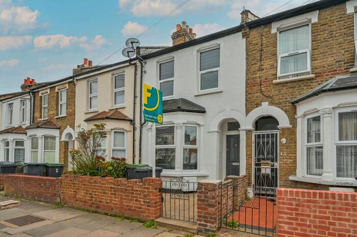 3 Bedroom Terraced House To Rent In Durban Road, Tottenham, London, N17
