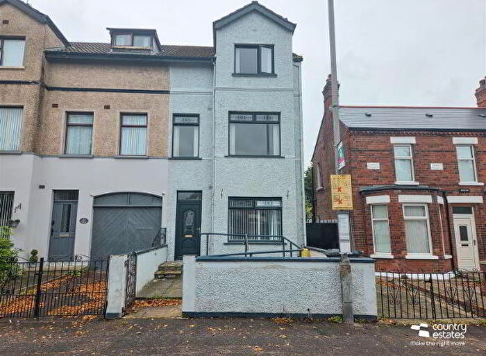 6 Bedroom Semi-Detached House For Sale In Oldpark Road, Belfast, BT14