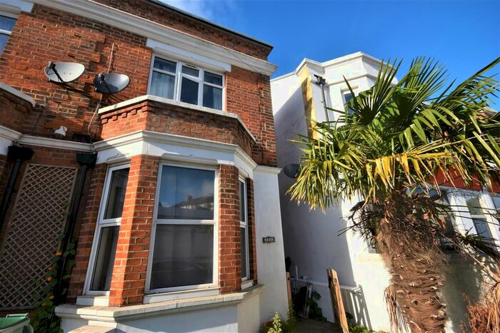 2 Bedroom Semi-Detached House To Rent In Old London Road, Hastings, TN35
