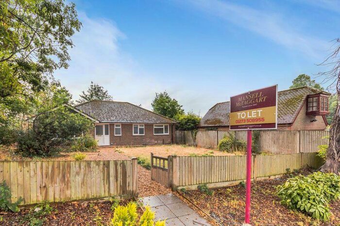 3 Bedroom Bungalow To Rent In Audrey Close, Brighton, BN1