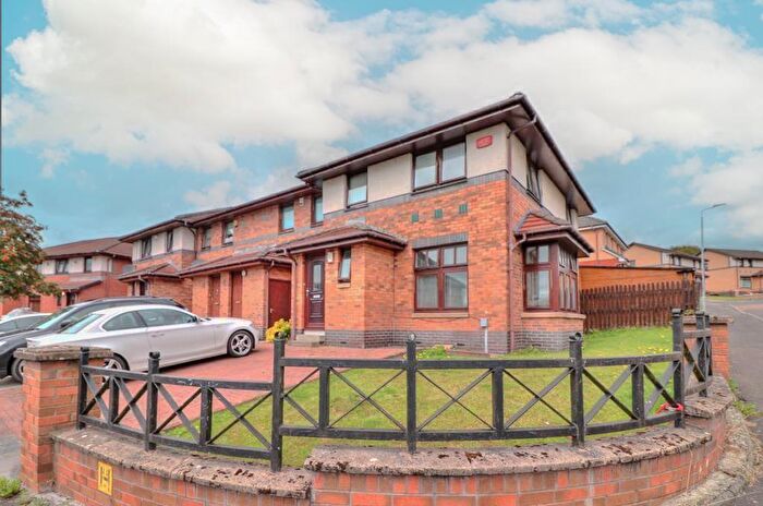 3 Bedroom End Of Terrace House For Sale In Scavaig Crescent, Drumchapel, Glasgow, G15