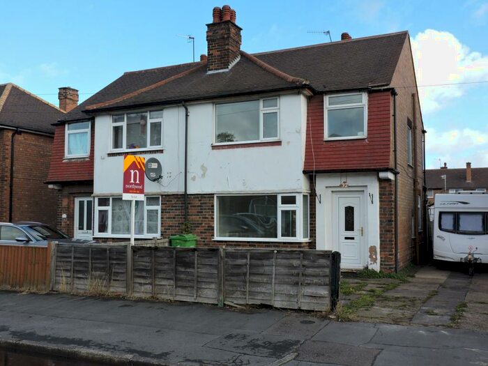 3 Bedroom Semi-Detached House To Rent In Barlock Road, Basford, Nottingham, NG6