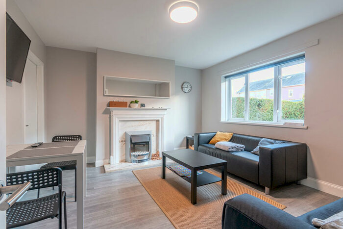 4 Bedroom Property To Rent In Dinmont Drive Edinburgh United Kingdom, EH16