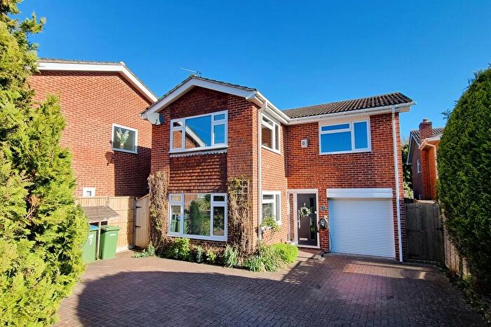 4 Bedroom Detached House For Sale In Fareham, Hampshire, PO16