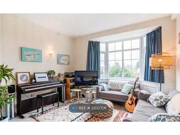 1 Bedroom Flat To Rent In Combe Park, Bath, BA1