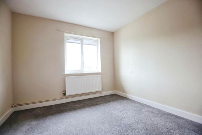 1 Bedroom Flat For Sale In Knights Lane, Tiddington, Stratford-upon-Avon, Warwickshire, CV37