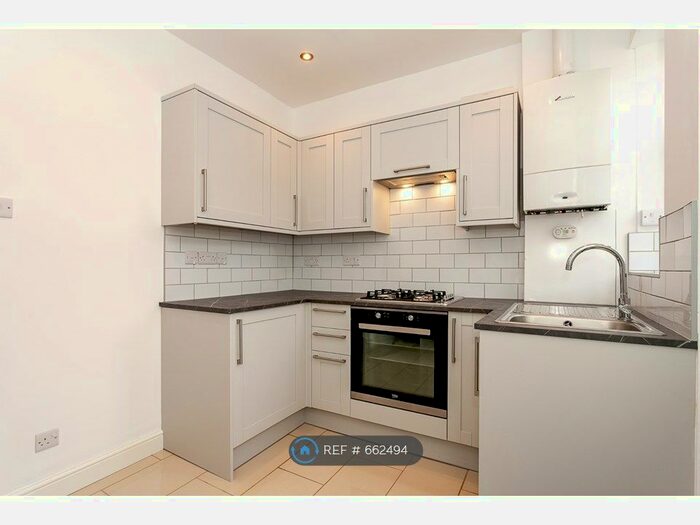 2 Bedroom Terraced House To Rent In Regent Mount, Harrogate, HG1