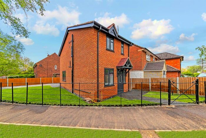 2 Bedroom Detached House To Rent In Furse Avenue, Marshalswick, AL4