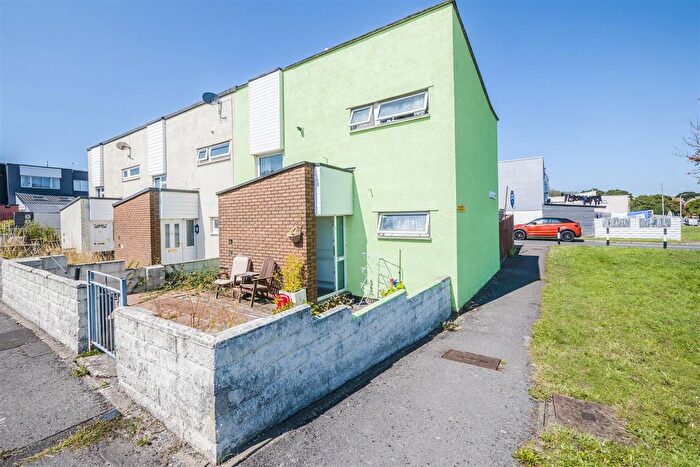 3 Bedroom End Terrace House For Sale In Michaelston Close, Barry, CF63