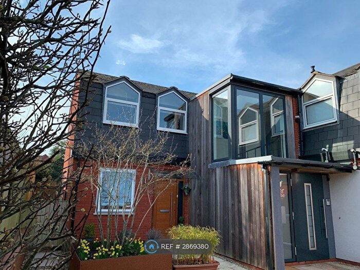 2 Bedroom Flat To Rent In Perry Bower House, Upton-Upon-Severn, Worcester, WR8