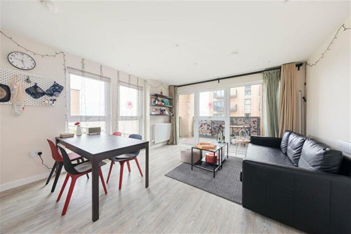 2 Bedroom Apartment To Rent In Alder Point, Green Ferry Way, E17