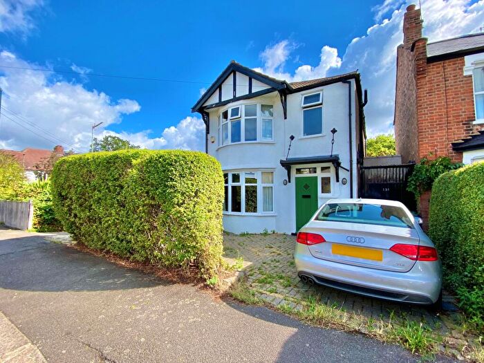3 Bedroom Detached House For Sale In Crescent Road, New Barnet, EN4