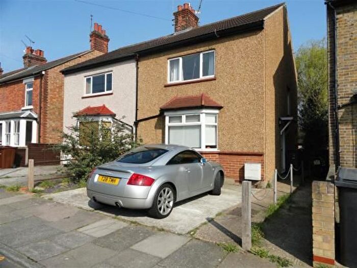 2 Bedroom Semi Detached House To Rent In Henry Road, Chelmsford, CM1