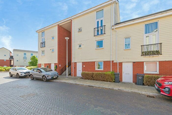 1 Bedroom Flat For Sale In Merlin Way, Birmingham, B35