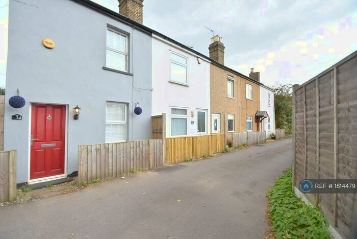 2 Bedroom Terraced House To Rent In Mill Place, Datchet, Slough, SL3