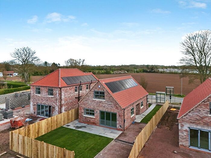 3 Bedroom Detached Bungalow For Sale In New Road, Brandesburton, Driffield, YO25