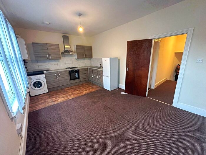 2 Bedroom Flat To Rent In Ramsay Road, London, E7