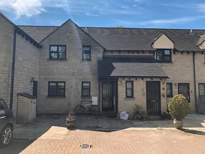 1 Bedroom Flat To Rent In Manor Court, Fairford, GL7