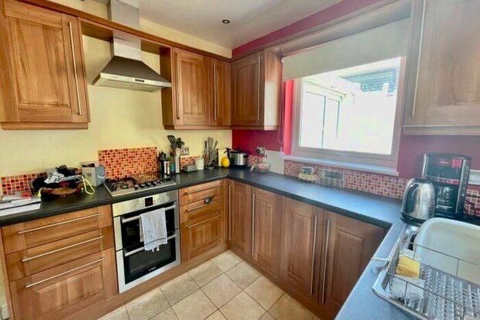 3 Bedroom Detached Bungalow To Rent In Greenbank Avenue, Brighton, BN2