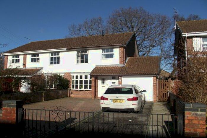 3 Bedroom Semi-Detached House To Rent In Totton, Southampton, SO40