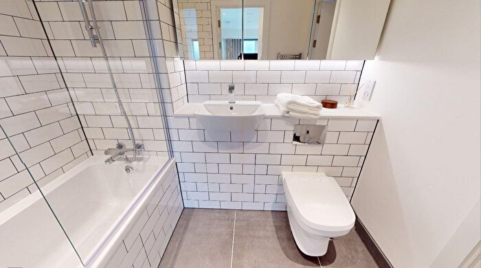 2 Bedroom Flat To Rent In Bloomery Place, Sheffield, S1