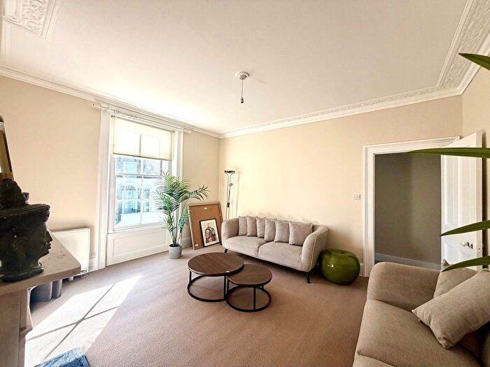 1 Bedroom Flat To Rent In Clarendon Road, London, W11