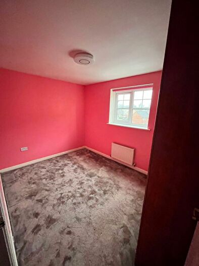 2 Bedroom Flat For Sale In Deanery Court, Manchester, M8