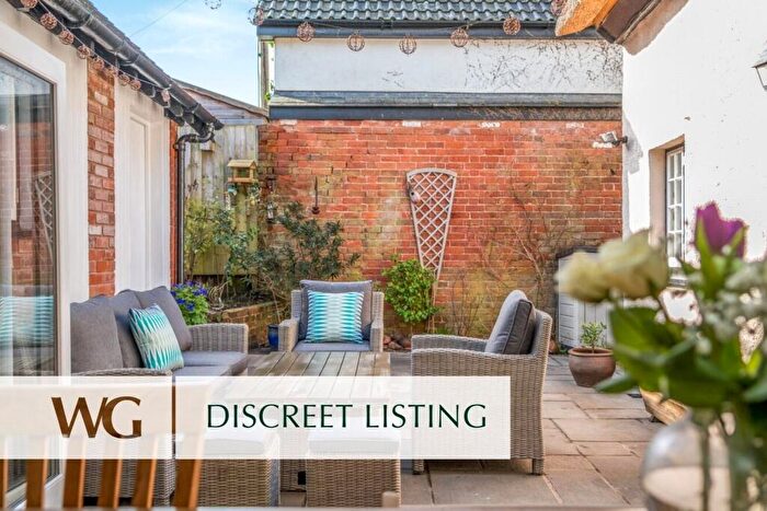 4 Bedroom Semi-Detached House For Sale In Woodbury, Exeter, EX5