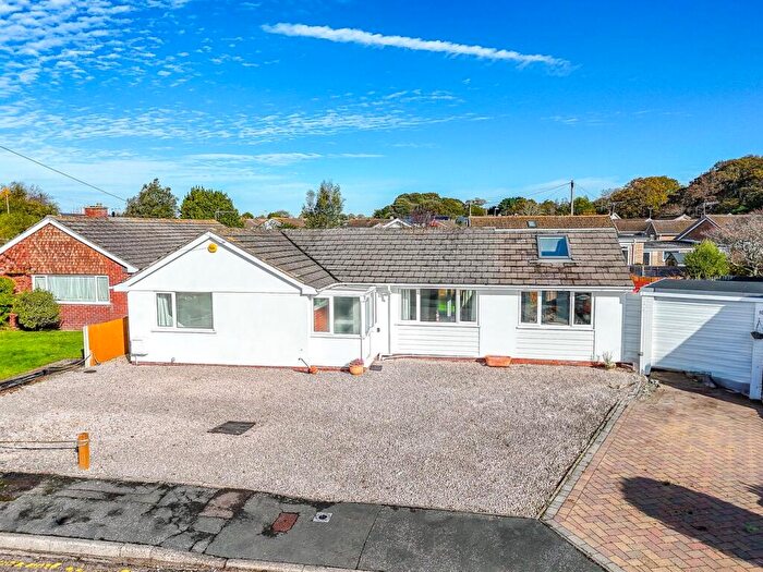 2 Bedroom Detached Bungalow For Sale In Dunlin Close, Mudeford, Christchurch, BH23