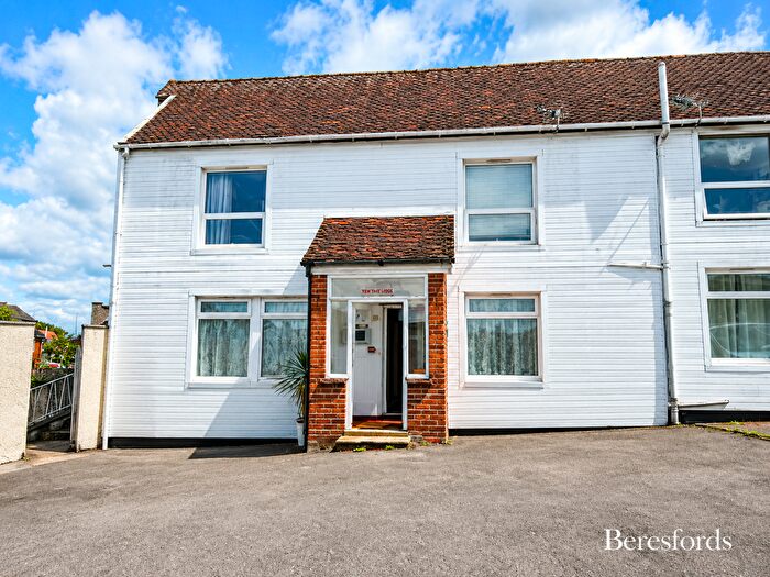 1 Bedroom Studio To Rent In Military Road, CO1