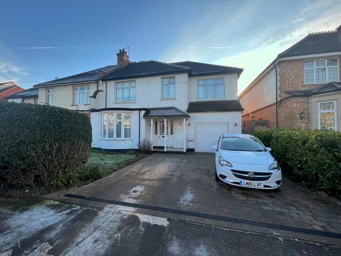 2 Bedroom Maisonette To Rent In Southfield Park, North Harrow, Harrow, HA2