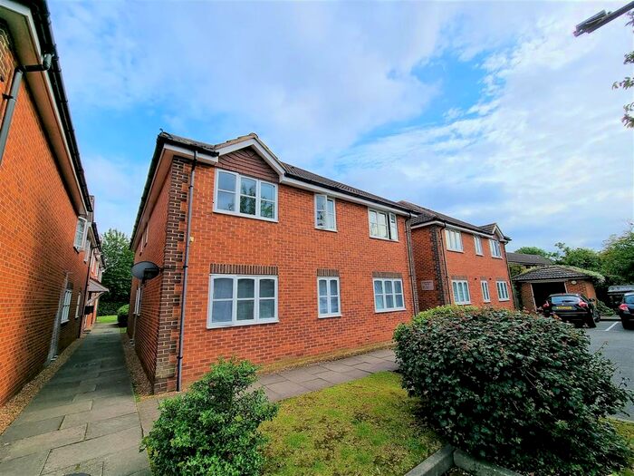 2 Bedroom Flat To Rent In Perry Close, Uxbridge, UB8