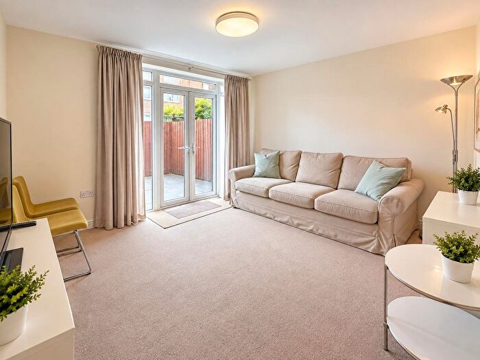 2 Bedroom Maisonette To Rent In Chipka Street, London, E14