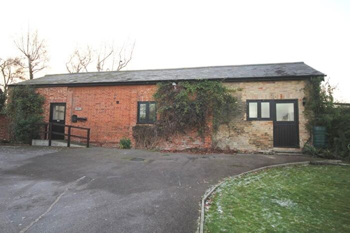 2 Bedroom Detached Bungalow To Rent In Cheyney Street, Steeple Morden, SG8