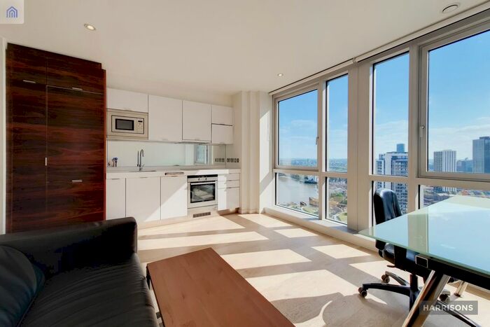 Studio To Rent In Fairmont Avenue, London, E14