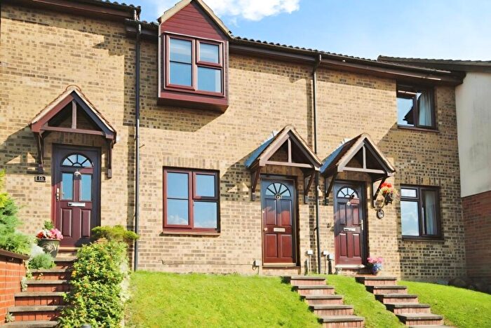 2 Bedroom House To Rent In Doddenhill Close, Saffron Walden, Essex, CB10