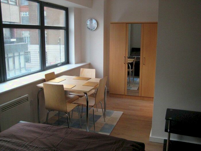 Apartment To Rent In Brindley House Studio, B3