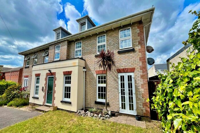 2 Bedroom Flat To Rent In Ashley Cross, BH14