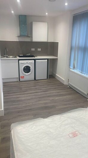 Studio To Rent In Windsor, London, W5