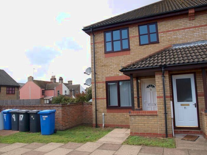 1 Bedroom Flat To Rent In The Croft, Lowestoft, NR32