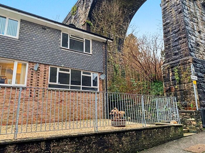 2 Bedroom End Terrace House For Sale In King Street, Tavistock, PL19