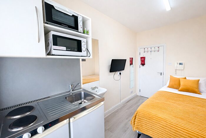 Studio To Rent In Cromwell Road, London, SW7