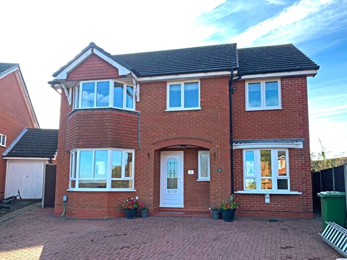4 Bedroom Detached House To Rent In Swallow Close, PE7