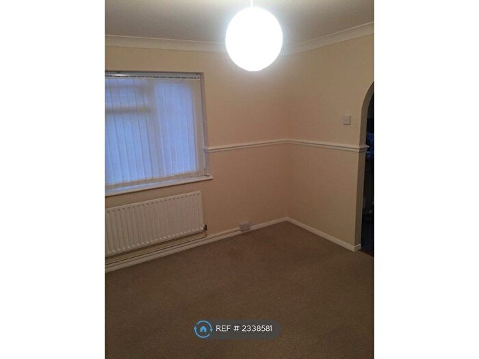 1 Bedroom Flat To Rent In Balmoral Road, Sutton At Hone, Dartford, DA4