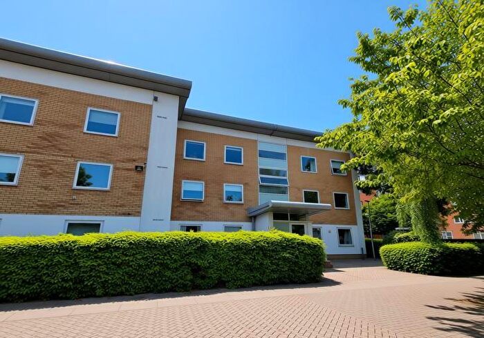 2 Bedroom Flat For Sale In Swansea Court, Beckton, London, E16