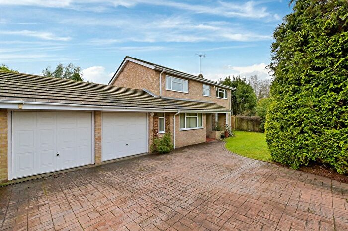 5 Bedroom Detached House To Rent In St. Andrews Road, Henley-On-Thames, Oxfordshire, RG9