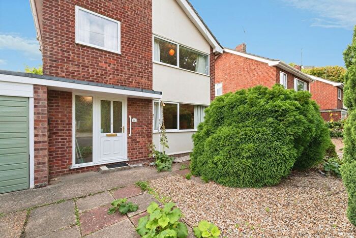 3 Bedroom Detached House For Sale In The Drift, Fakenham, Norfolk, NR21