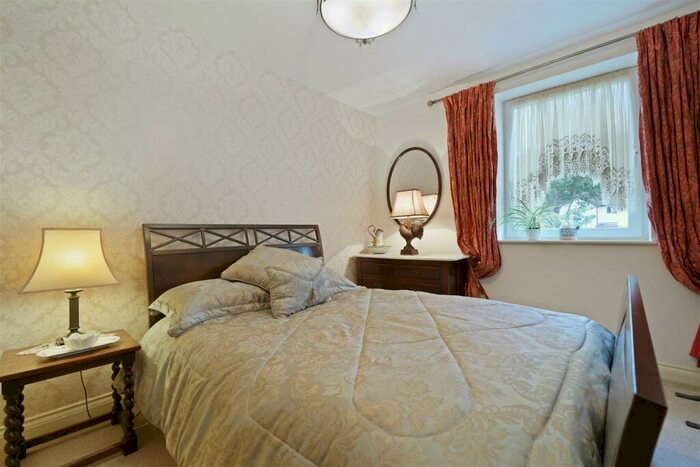5 Bedroom Property For Sale In Rhewl, Holywell, Flintshire, CH8