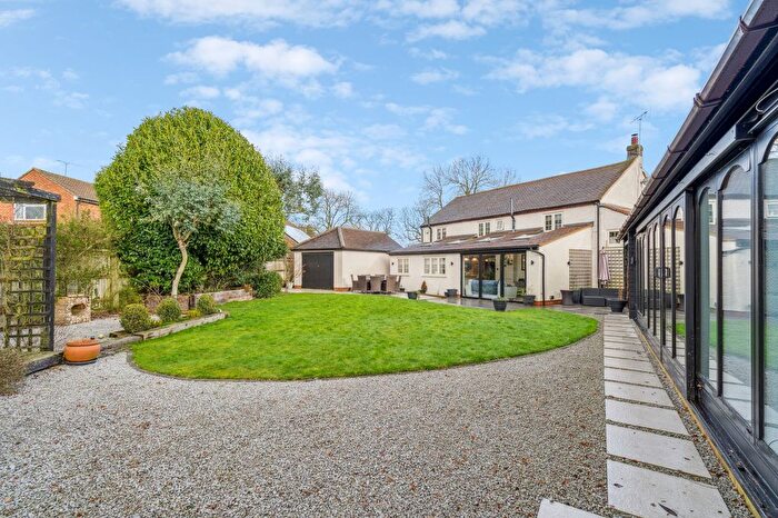 5 Bedroom Detached House For Sale In Cockpit Road, Great Kingshill, HP15